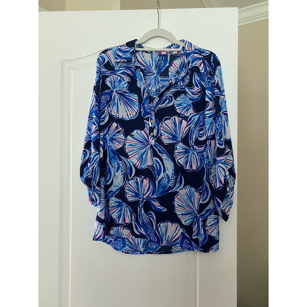 EUC Lilly Pulitzer Koi Button Down Blouse
